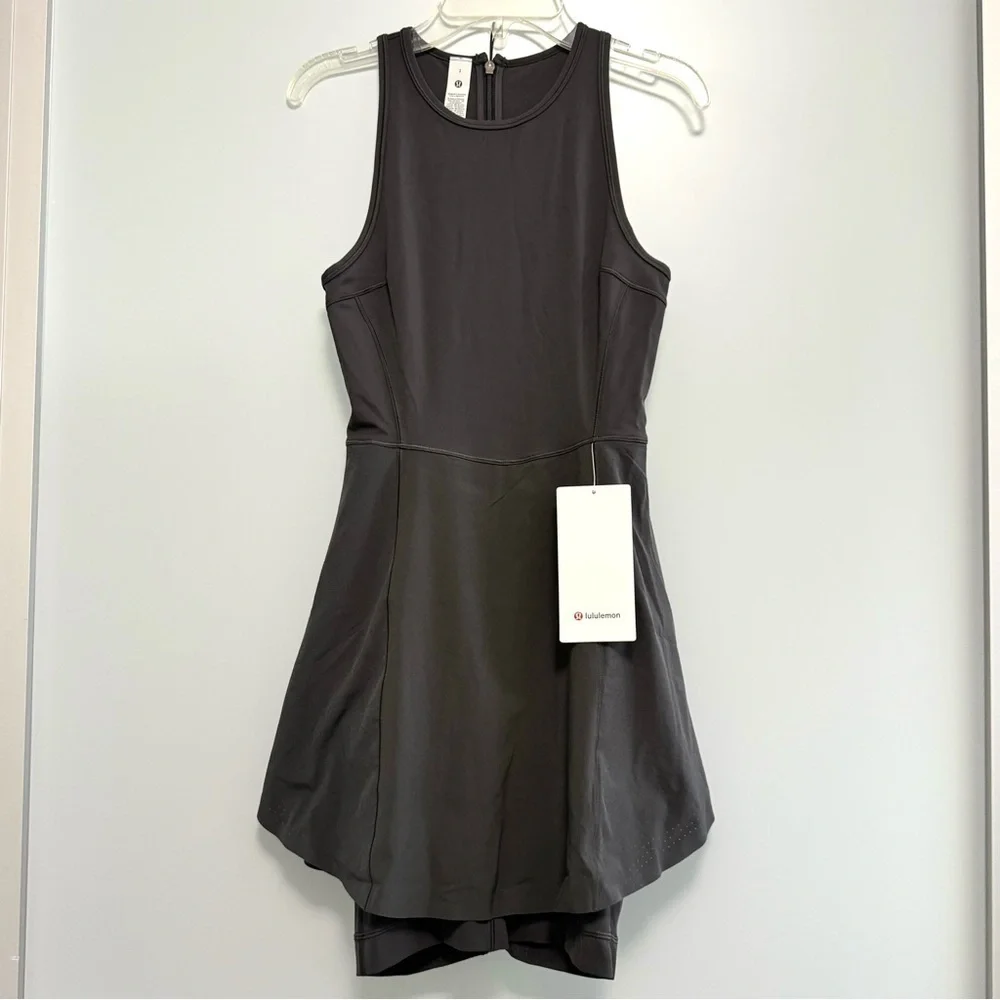 NEW! NULUX Running Dress 8” LULULEMON, Size 2